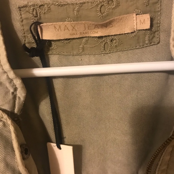 Max Jeans Jacket, NWT, sage green. Sz M - Picture 6 of 6